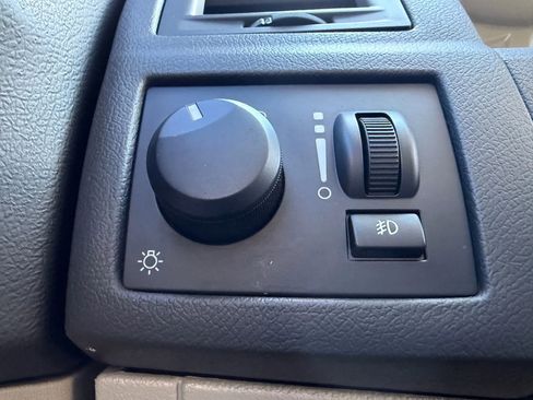 Used 2006 Chrysler 300 SRT8 w/ SRT Option Group II image 25