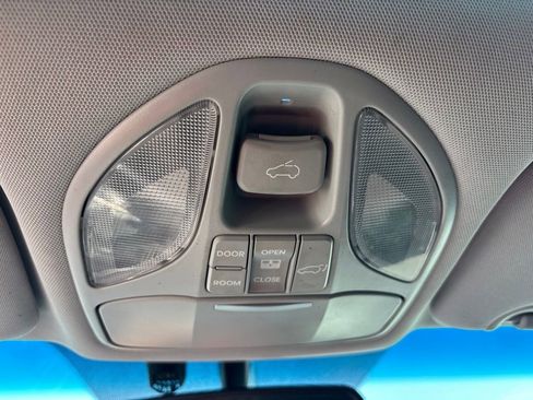 Used 2015 Hyundai Santa Fe Limited w/ Option Group 04 FWD image 28