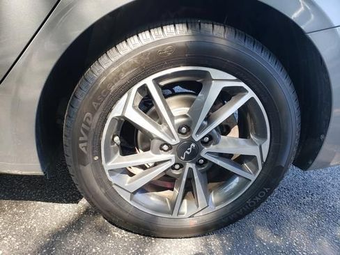 Used 2023 Kia Forte LXS FWD image 20