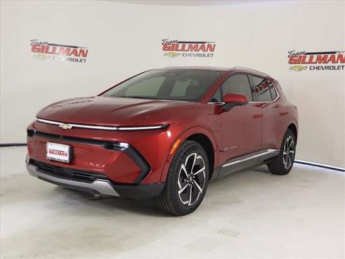 New 2024 Chevrolet Equinox EV LT image 3