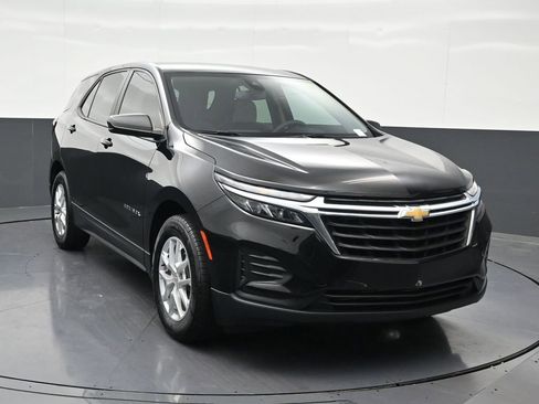 Used 2023 Chevrolet Equinox LS FWD image 8