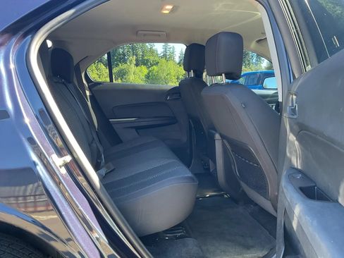 Used 2017 Chevrolet Equinox LT w/ Convenience Package FWD image 12