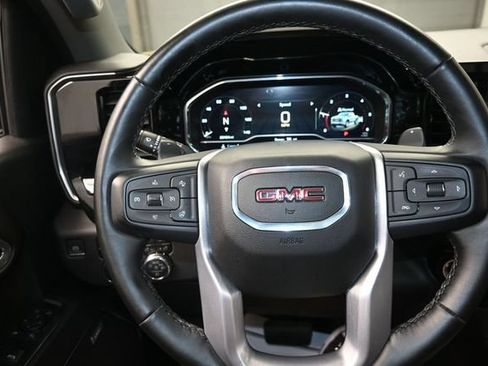 Used 2023 GMC Sierra 1500 SLT w/ SLT Premium Plus Package AWD/4WD image 8