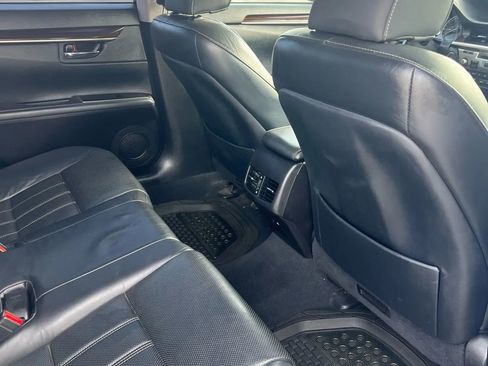 Used 2017 Lexus ES 350 w/ Luxury Package image 13