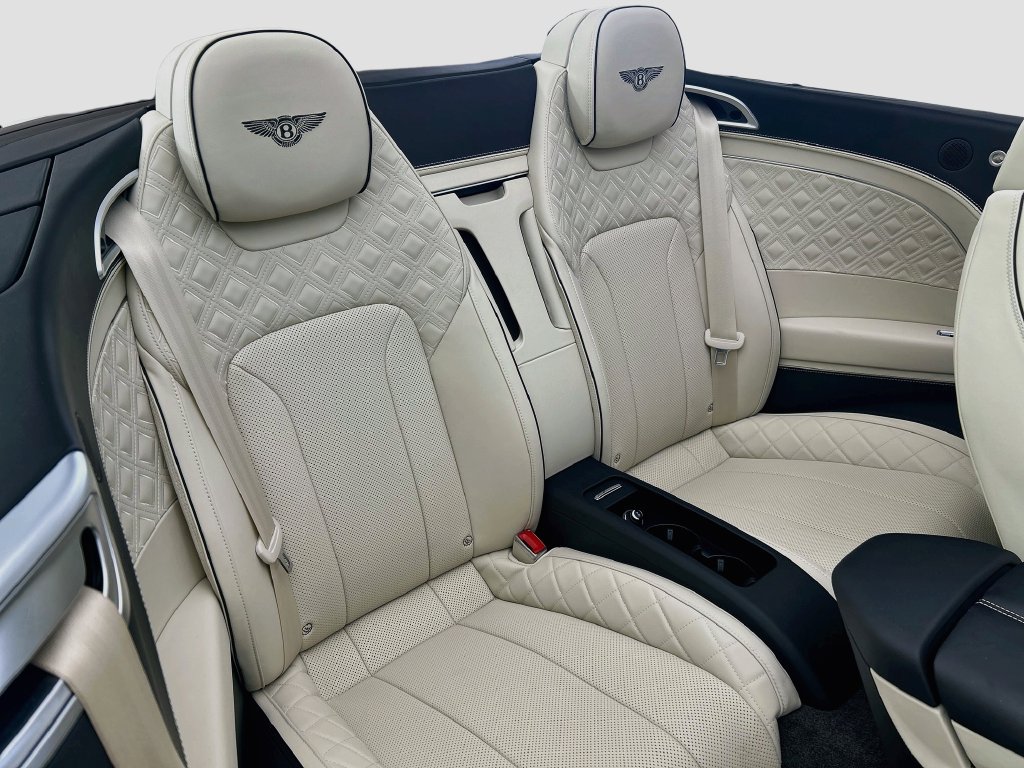 Used 2022 Bentley Continental GT AWD/4WD image 27