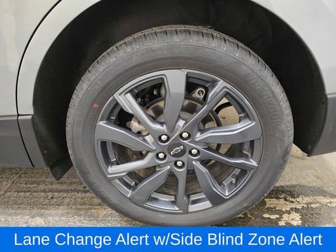 Used 2023 Chevrolet Equinox RS image 11