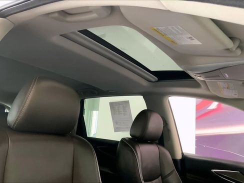 Used 2019 INFINITI QX60 Luxe w/ Essential Package image 27