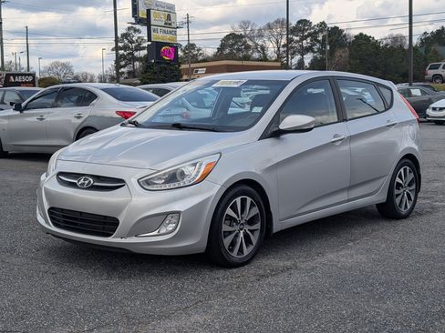Used 2015 Hyundai Accent Sport image 1