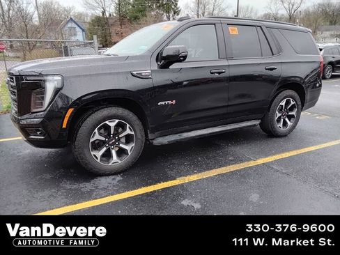 Used 2025 GMC Yukon AT4 w/ Premium Trailering Package image 1