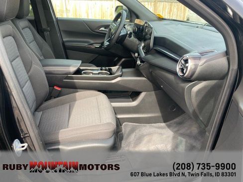 Used 2026 Chevrolet Equinox LT AWD/4WD image 29