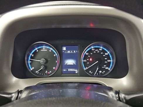 Used 2018 Toyota RAV4 LE w/ All Weather Liner Package AWD/4WD image 20