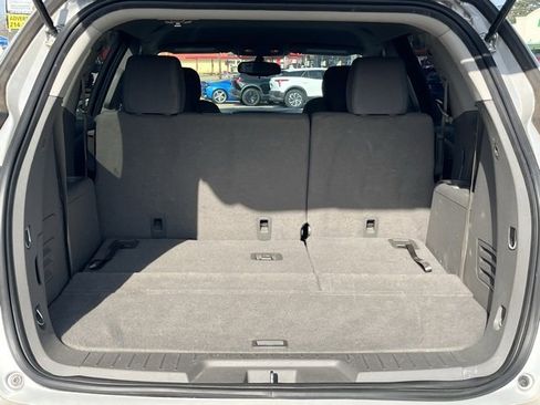 Used 2017 Chevrolet Traverse LS image 8