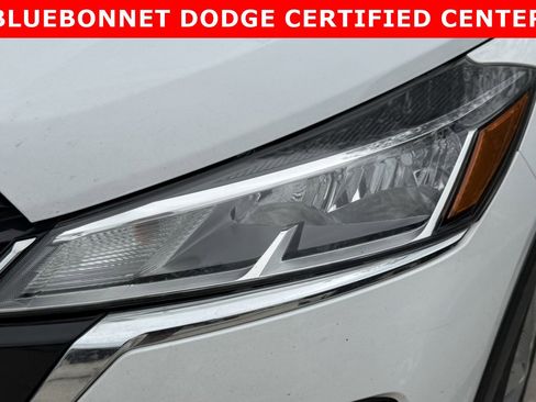 Used 2021 Nissan Kicks S FWD image 5