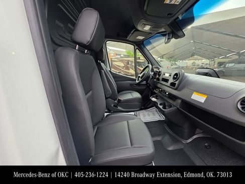 New 2026 Mercedes-Benz Sprinter 2500 image 14