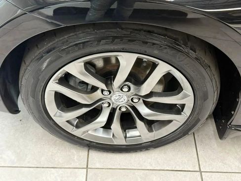 Used 2014 Nissan 370Z Touring image 30