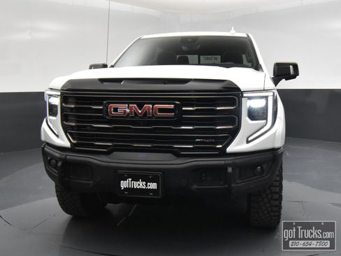 Used 2023 GMC Sierra 1500 AT4X image 50