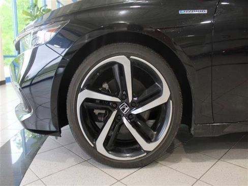 Certified 2022 Honda Accord Sport image 9