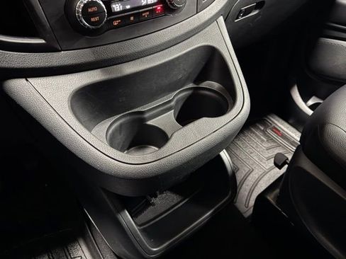 Used 2016 Mercedes-Benz Metris Passenger image 23