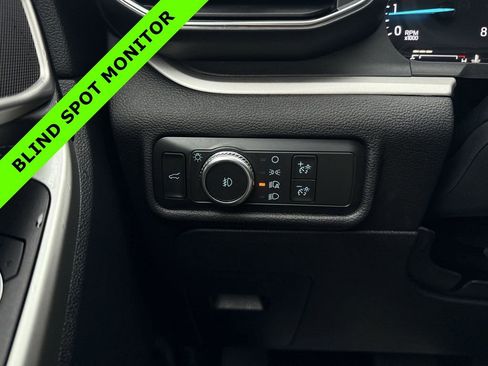 Used 2021 Ford Explorer XLT w/ Equipment Group 202A image 14