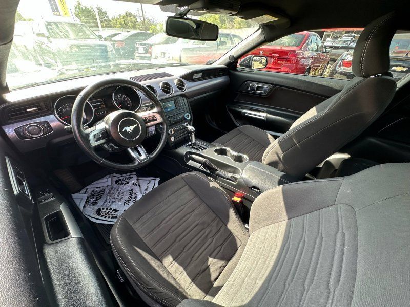 Used 2017 Ford Mustang Coupe RWD image 24