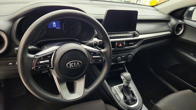 Used 2021 Kia Forte Sedan FWD image 11