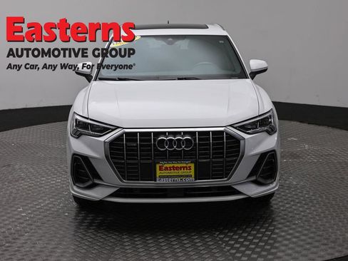 Used 2025 Audi Q3 2.0T Premium AWD/4WD image 2