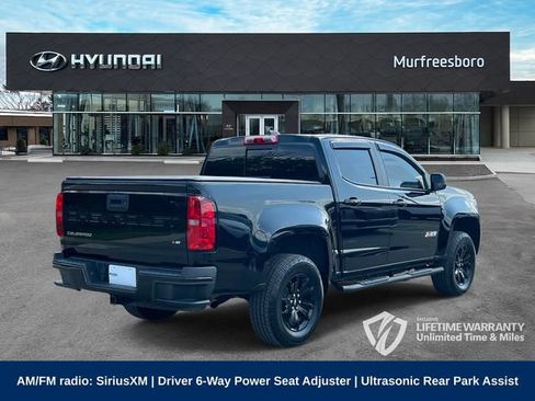 Used 2022 Chevrolet Colorado Z71 w/ Z71 Midnight Edition AWD/4WD image 6