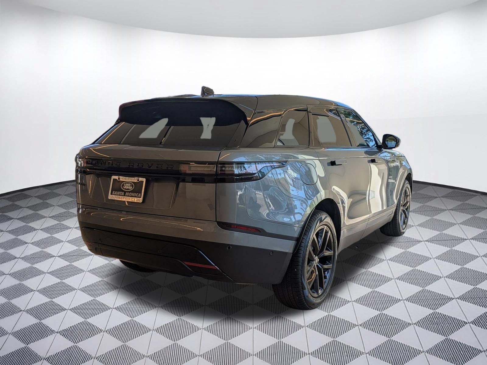 New 2026 Land Rover Range Rover Velar S AWD/4WD image 5