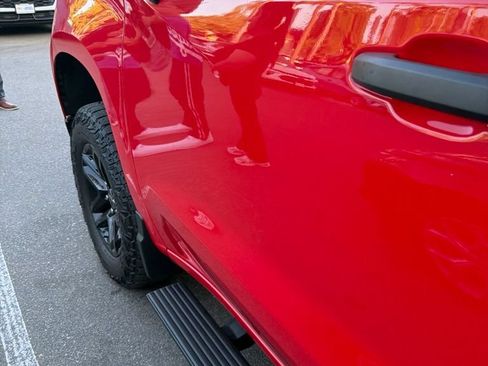 Used 2024 Chevrolet Silverado 1500 Custom Trail Boss w/ LPO, Dark Essentials Package AWD/4WD image 30