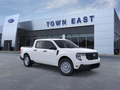 New 2025 Ford Maverick XL w/ Equipment Group 101A image 7