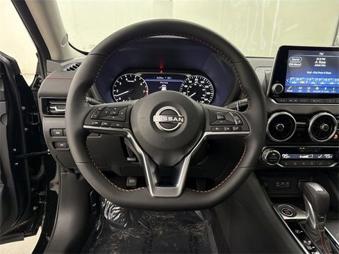 New 2025 Nissan Sentra SR image 27