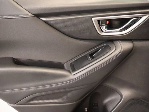 Used 2023 Subaru Forester Premium image 27