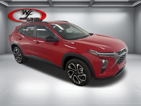 New 2026 Chevrolet Trax RS w/ Driver Confidence Package FWD image 3