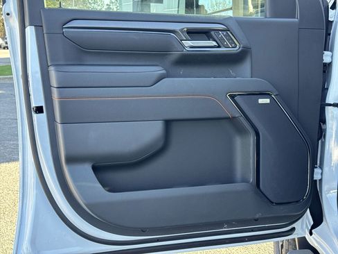 Used 2026 GMC Sierra 2500 AT4 w/ AT4 Premium Plus Package image 14