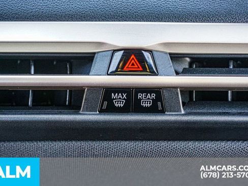 Used 2022 BMW iX xDrive50 w/ Dynamic Handling Package image 44