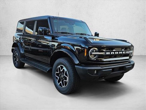 New 2026 Ford Bronco Outer Banks AWD/4WD image 7