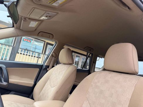 Used 2010 Toyota RAV4 4WD image 12