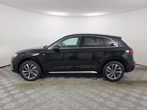Certified 2023 Audi Q5 2.0T Premium w/ Convenience Package AWD/4WD image 4
