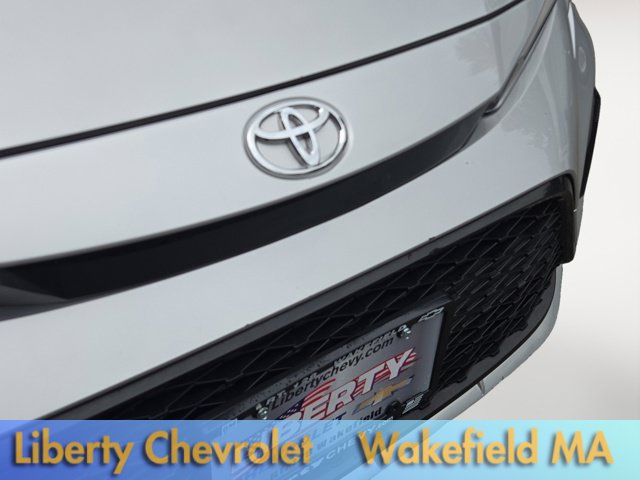 Used 2025 Toyota Corolla SE FWD image 8