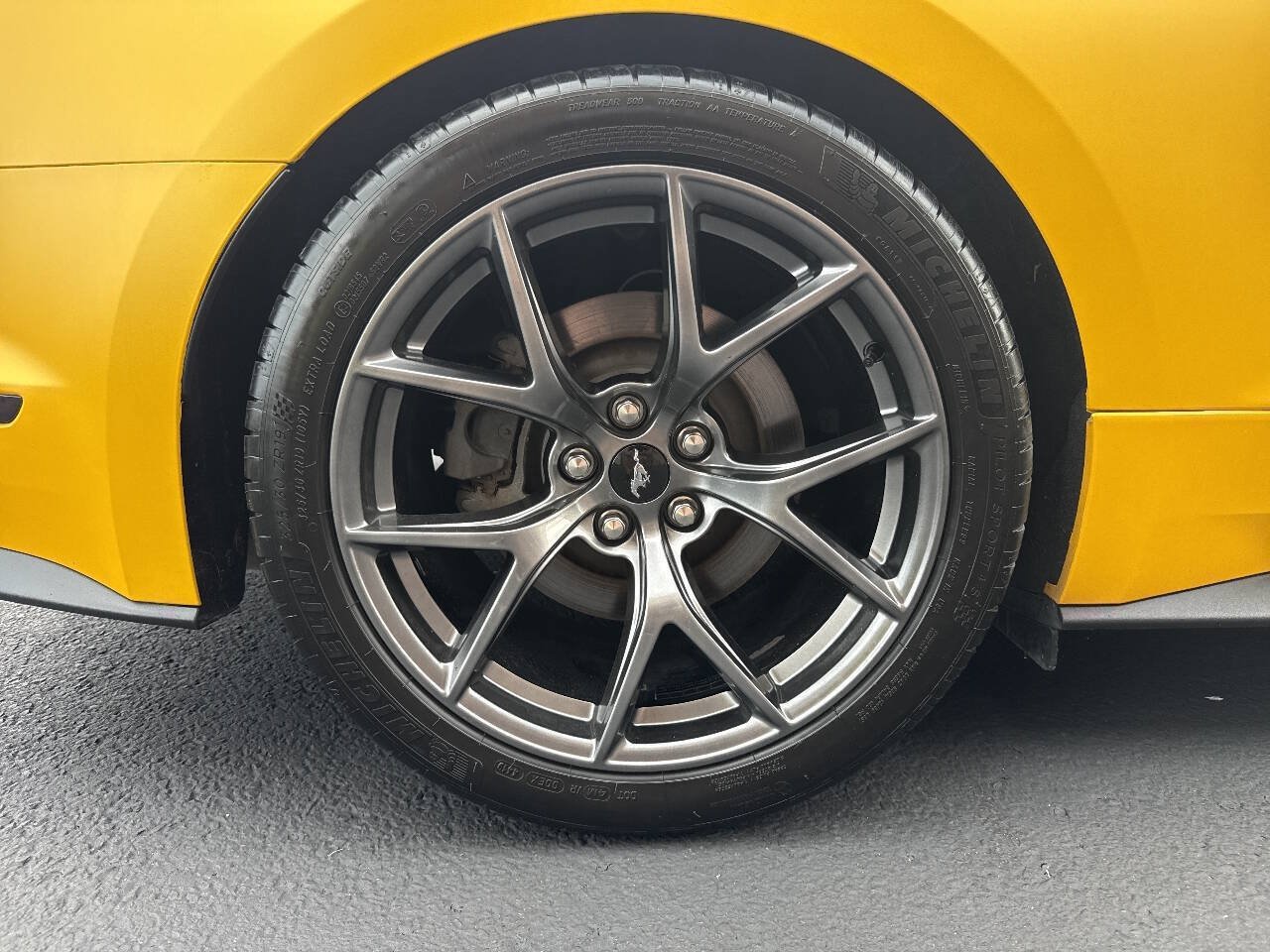 Used 2019 Ford Mustang GT Premium w/ Performance Package - Level 2 RWD image 31