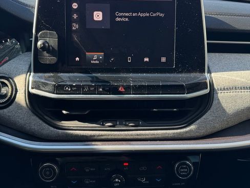 Used 2022 Jeep Compass Latitude w/ Convenience Group image 22