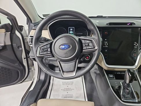 Certified 2025 Subaru Outback Limited image 15