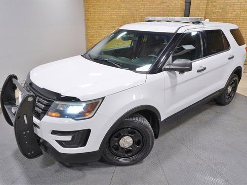 Used 2016 Ford Explorer 4WD Police Interceptor image 2