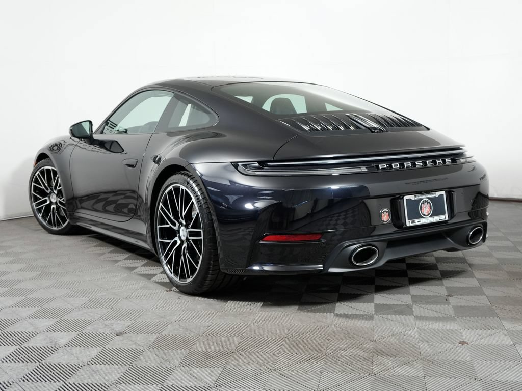 Used 2026 Porsche 911 Carrera RWD image 3