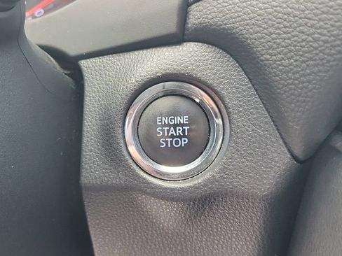 Used 2019 Toyota RAV4 XLE w/ All Weather Liner Package AWD/4WD image 24