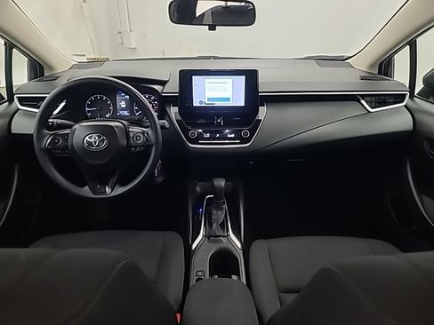 Used 2025 Toyota Corolla LE FWD image 22