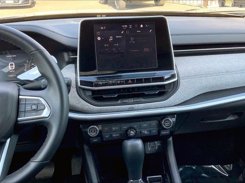 Certified 2022 Jeep Compass Latitude w/ Convenience Group image 6