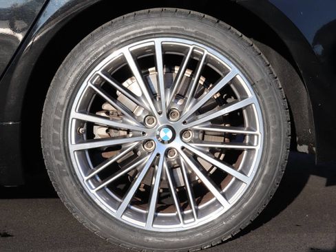 Used 2019 BMW 530i w/ Convenience Package image 13