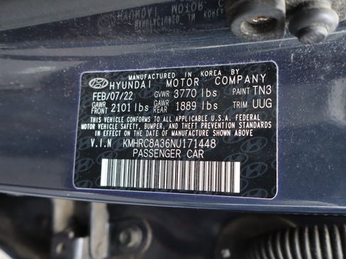 Used 2022 Hyundai Venue Limited image 23