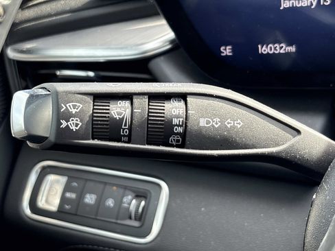 Certified 2025 Buick Enclave Avenir w/ Super Cruise Package image 18